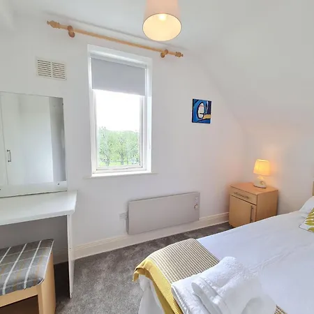 68 Glen קליפדן